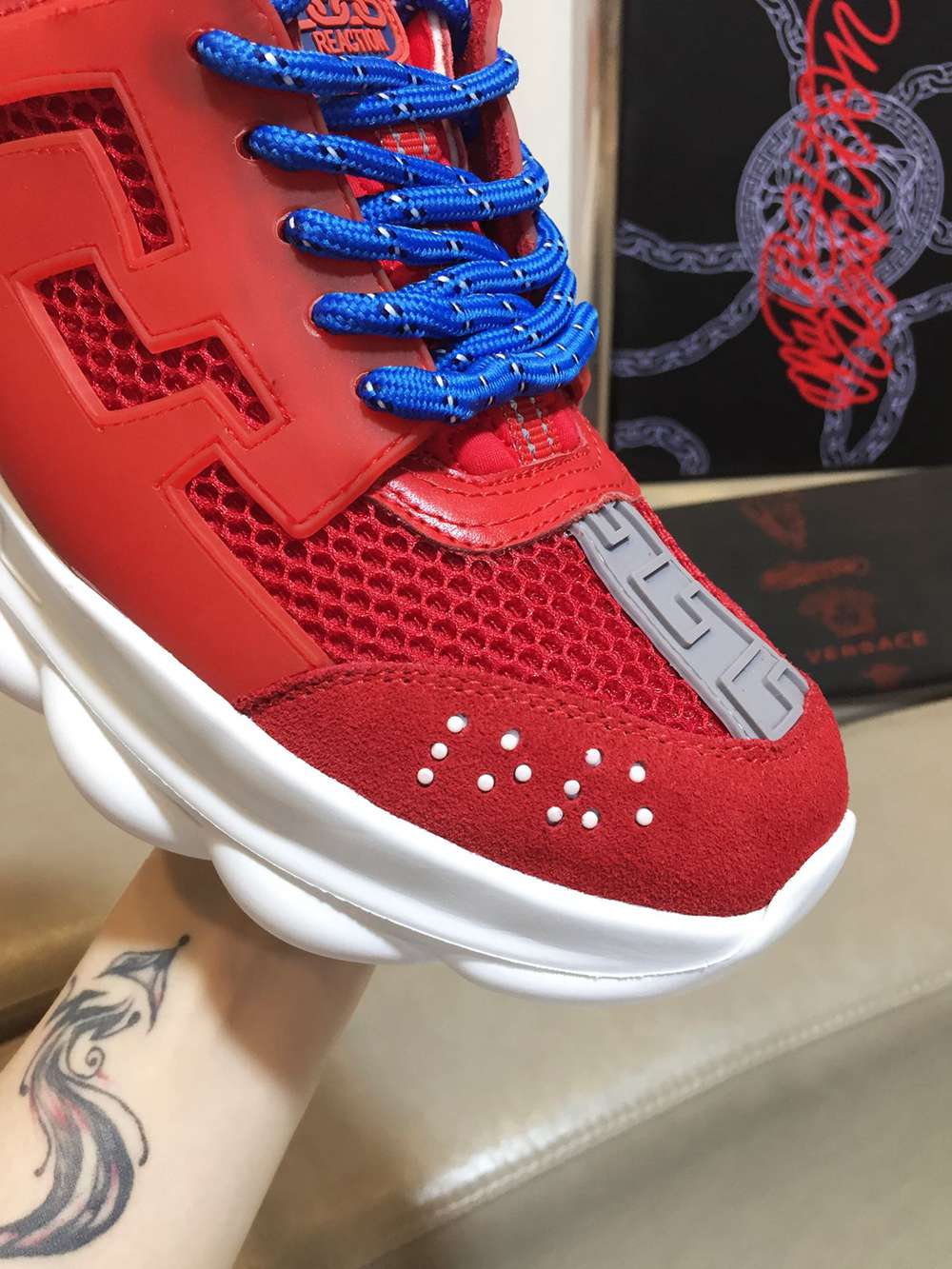 V*ERSACE SNEAKERS RED
